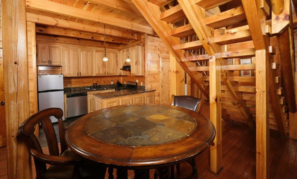 Smoky Vista Lodge Sevierville Eksteriør billede